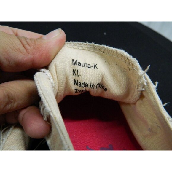 Blowfish Malibu Ruby Rose Gold Metallic Slip On Size 2 & Maura Kids 1 Canvas - Picture 11 of 12